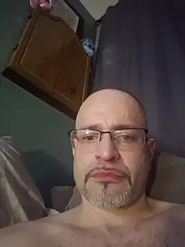 Snapshot of Curious9884 chatting on March 26, 7:03 am Curious9884 online show from March 26, 7:03 am