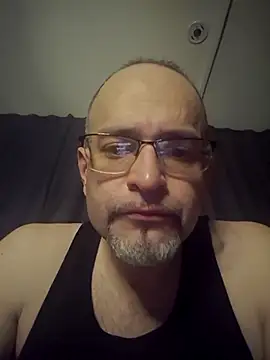 Snapshot of Curious9884 chatting on April 5, 4:09 am Curious9884 online show from April 5, 4:09 am