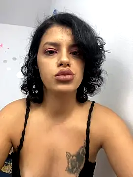 VanessaMille online show from October 2, 5:20 pm