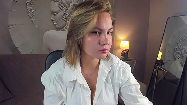 AriaEven online show from October 10, 10:14 am