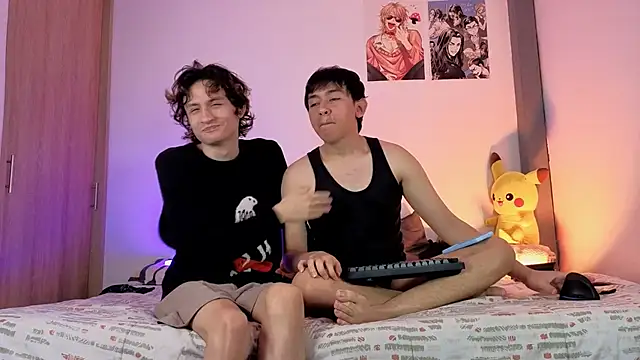 Snapshot of Darcy_and_Stolas chatting on March 16, 8:46 pm Darcy and Stolas online show from March 16, 8:46 pm