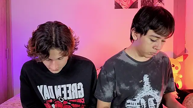 Snapshot of Darcy_and_Stolas chatting on March 27, 12:49 am Darcy and Stolas online show from March 27, 12:49 am