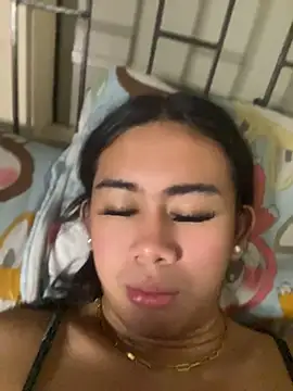 Snapshot of yurie_hardfuck chatting on June 30, 11:39 pm yurie hardfuck online show from June 30, 11:39 pm