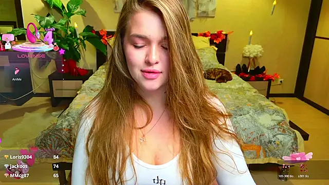 Snapshot of EmilyWhispers chatting on November 14, 9:46 pm EmilyWhispers online show from November 14, 9:46 pm