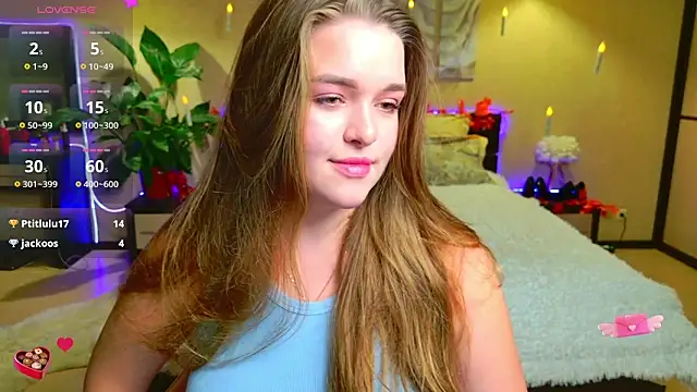 Snapshot of EmilyWhispers chatting on November 19, 7:36 pm EmilyWhispers online show from November 19, 7:36 pm