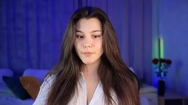Snapshot of EmilyRichardss chatting on October 20, 6:14 am EmilyRichardss online show from October 20, 6:14 am