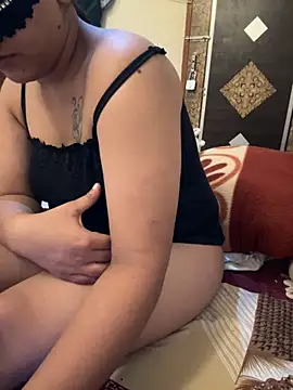 Snapshot of moonlight_289 chatting on November 19, 9:15 pm moonlight 289 online show from November 19, 9:15 pm