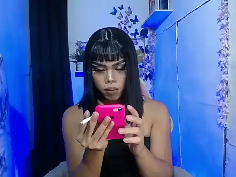 ella foxtrot online show from July 30, 7:07 am