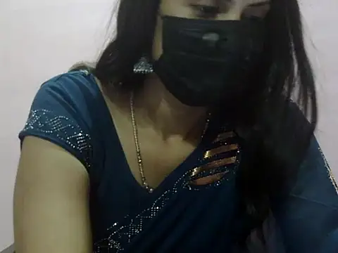 Snapshot of Laila_Cute chatting on March 28, 3:11 pm Laila Cute online show from March 28, 3:11 pm