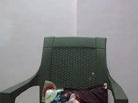 Snapshot of Laila_Cute chatting on April 2, 4:37 pm Laila Cute online show from April 2, 4:37 pm