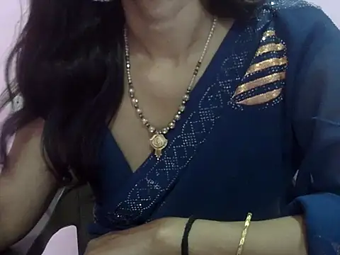 Snapshot of Laila_Cute chatting on April 30, 5:36 am Laila Cute online show from April 30, 5:36 am