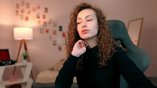 branchwithflowerss online show from October 3, 1:41 pm