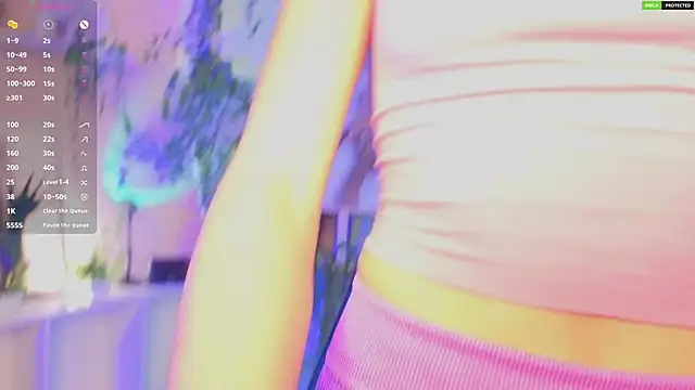 JulieLupo online show from December 1, 7:13 am