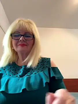 BoloshkaBlonda online show from October 26, 1:06 pm