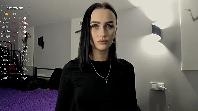 Lisa  Johnson online show from November 20, 8:52 pm