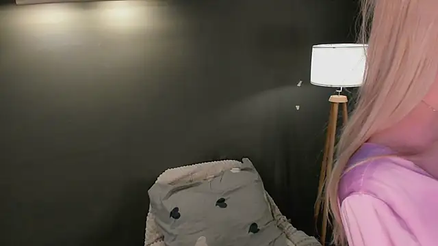 PocketDollX online show from June 7, 4:55 pm