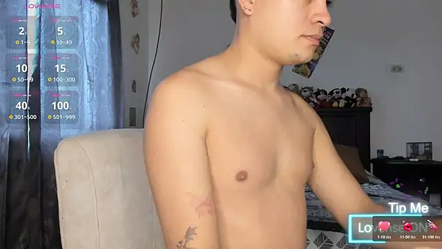 JARETHH online show from January 13, 3:28 pm