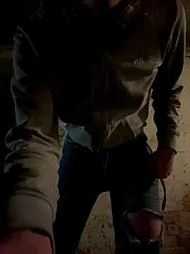 pleasedontpressaredburton online show from October 29, 10:55 pm