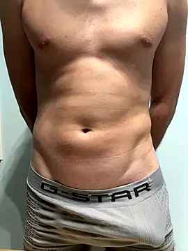 hhhnmg online show from October 5, 4:49 pm