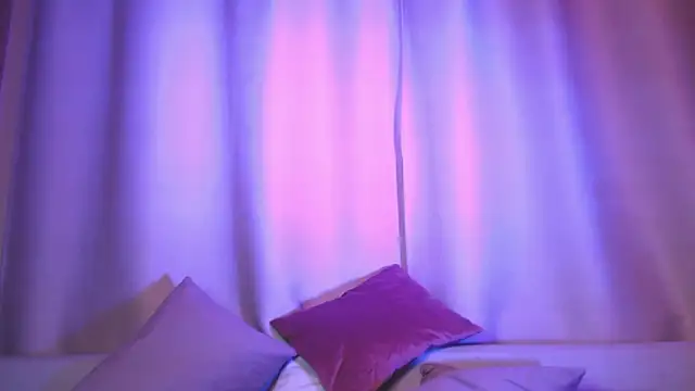 SophieDiamond Xx online show from October 9, 6:17 pm