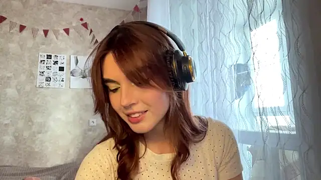 TeresitaLish online show from October 8, 2:14 pm