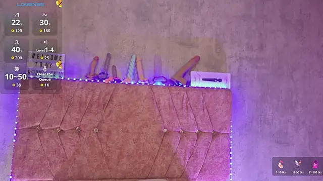 Snapshot of Mia_lopez_1 chatting on July 13, 8:06 am Mia lopez 1 online show from July 13, 8:06 am