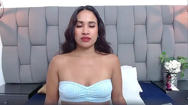 Emilysweet2 online show from October 25, 12:34 pm