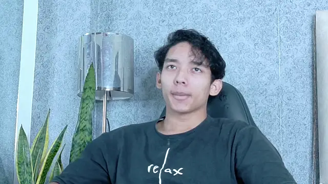 ValenorLerot online show from October 4, 4:21 am