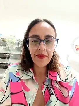 Snapshot of Jade_1-9 chatting on October 14, 8:20 pm Jade 1-9 online show from October 14, 8:20 pm