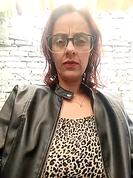 Snapshot of Jade_1-9 chatting on November 21, 5:11 pm Jade 1-9 online show from November 21, 5:11 pm