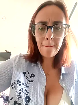 Snapshot of Jade_1-9 chatting on November 25, 7:14 pm Jade 1-9 online show from November 25, 7:14 pm