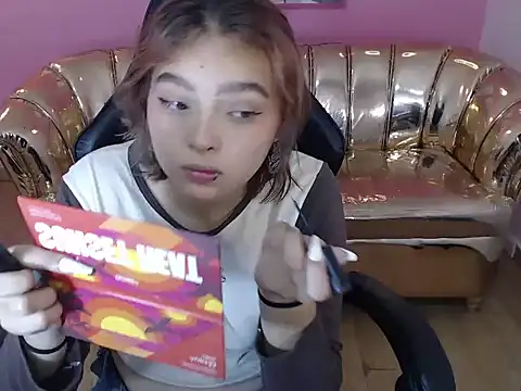 mia foster t online show from October 15, 12:49 pm