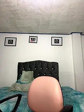 mitschellfox21 online show from October 11, 8:46 am