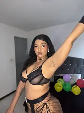 mitschellfox21 online show from June 11, 7:56 pm
