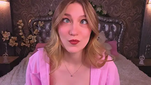 AngelAnabelle online show from March 8, 8:34 pm