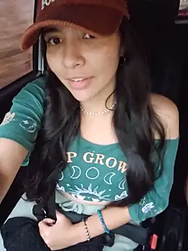 Snapshot of Jules_Angel chatting on July 22, 10:56 pm Jules Angel online show from July 22, 10:56 pm