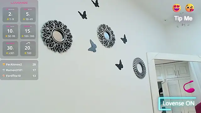 Snapshot of Perla_Millsx chatting on November 27, 7:38 pm Perla Millsx online show from November 27, 7:38 pm