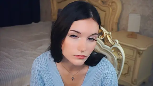 BettieBourque online show from October 10, 5:45 pm