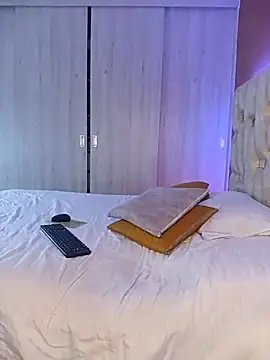 Emily knights online show from June 11, 2:53 am