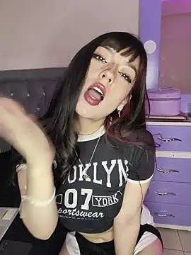 Snapshot of SammyCum chatting on January 10, 11:42 pm SammyCum online show from January 10, 11:42 pm