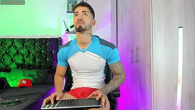  Duriel online show from May 7, 3:39 pm