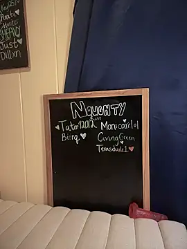 allnaturalmermaid online show from January 9, 9:12 am