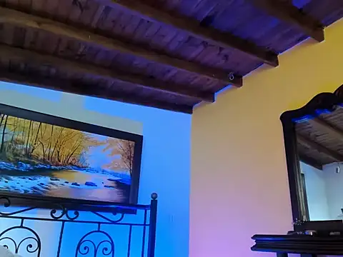 Zulyhenao online show from October 12, 3:55 pm