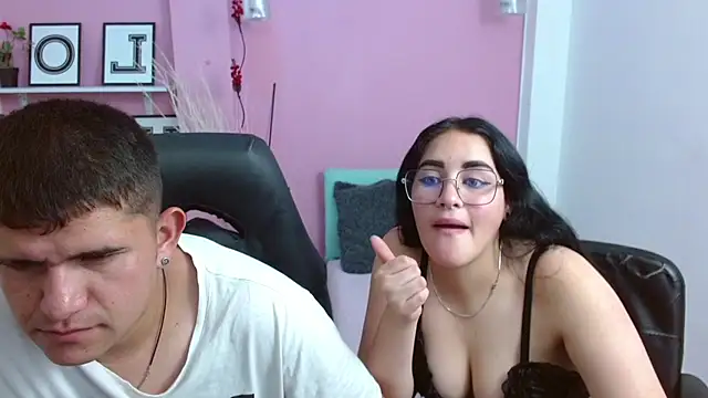 Snapshot of Eric_and_Alisson chatting on October 18, 6:52 pm Eric and Alisson online show from October 18, 6:52 pm