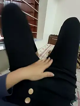 Lili 2love online show from November 16, 12:49 am