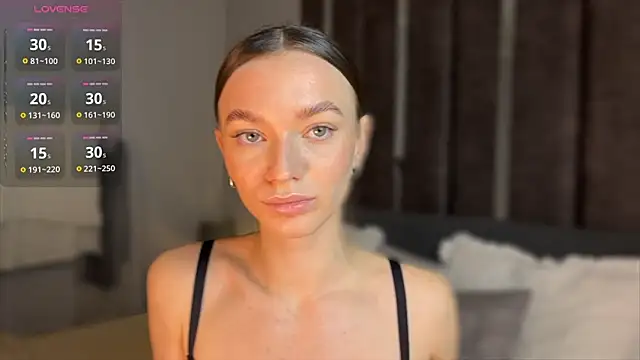 EvaToniz online show from December 15, 1:21 am