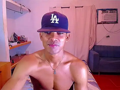 theMyke101 online show from June 18, 12:33 am