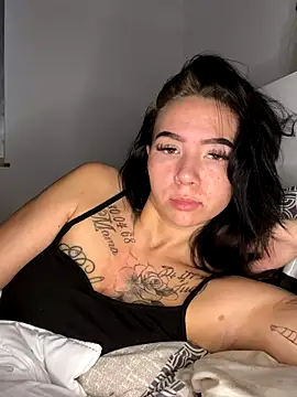 YoungZoexx online show from November 15, 7:05 am