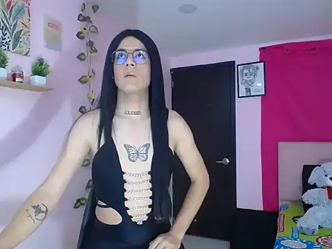 Snapshot of verodivinequeen_ chatting on October 9, 9:57 pm verodivinequeen online show from October 9, 9:57 pm