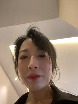 yourkeer online show from November 17, 3:56 am